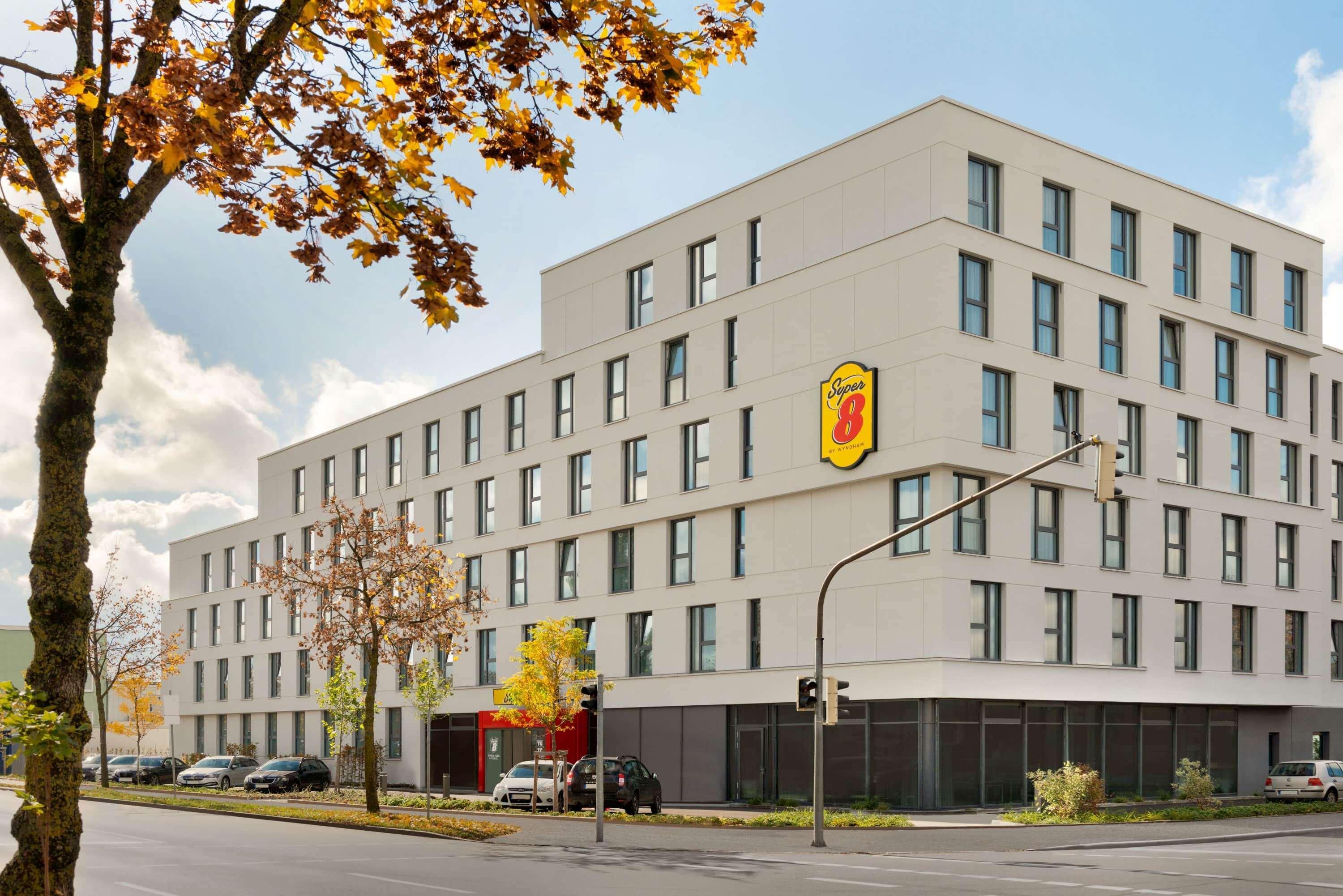 Super 8 By Wyndham Augsburg Hotell Eksteriør bilde